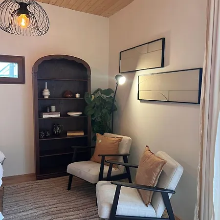Luxurious Tiny House With Hottub Chalet *