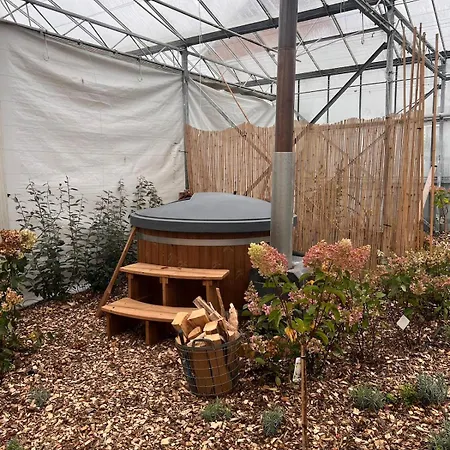 Alpehytte Luxurious Tiny House With Hottub