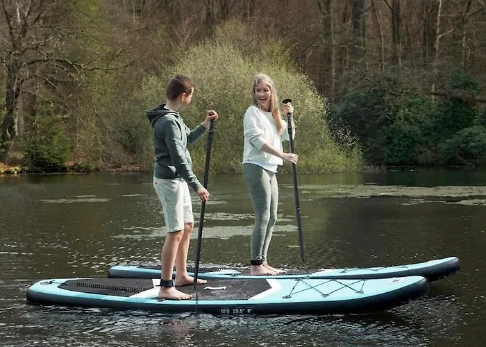 Luxurious Tiny House With Hottub Dağ evi Rijsenhout