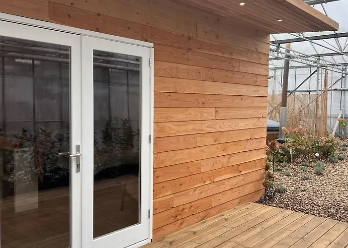 Luxurious Tiny House With Hottub * Rijsenhout