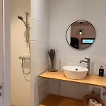 Luxurious Tiny House With Hottub * Rijsenhout